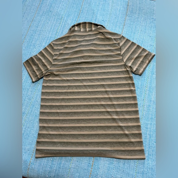 Adidas polo light weight with stretch new never worn . - Picture 4 of 4